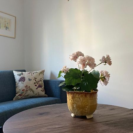 Ahusbrygga Apartment Hotel Ngoại thất bức ảnh