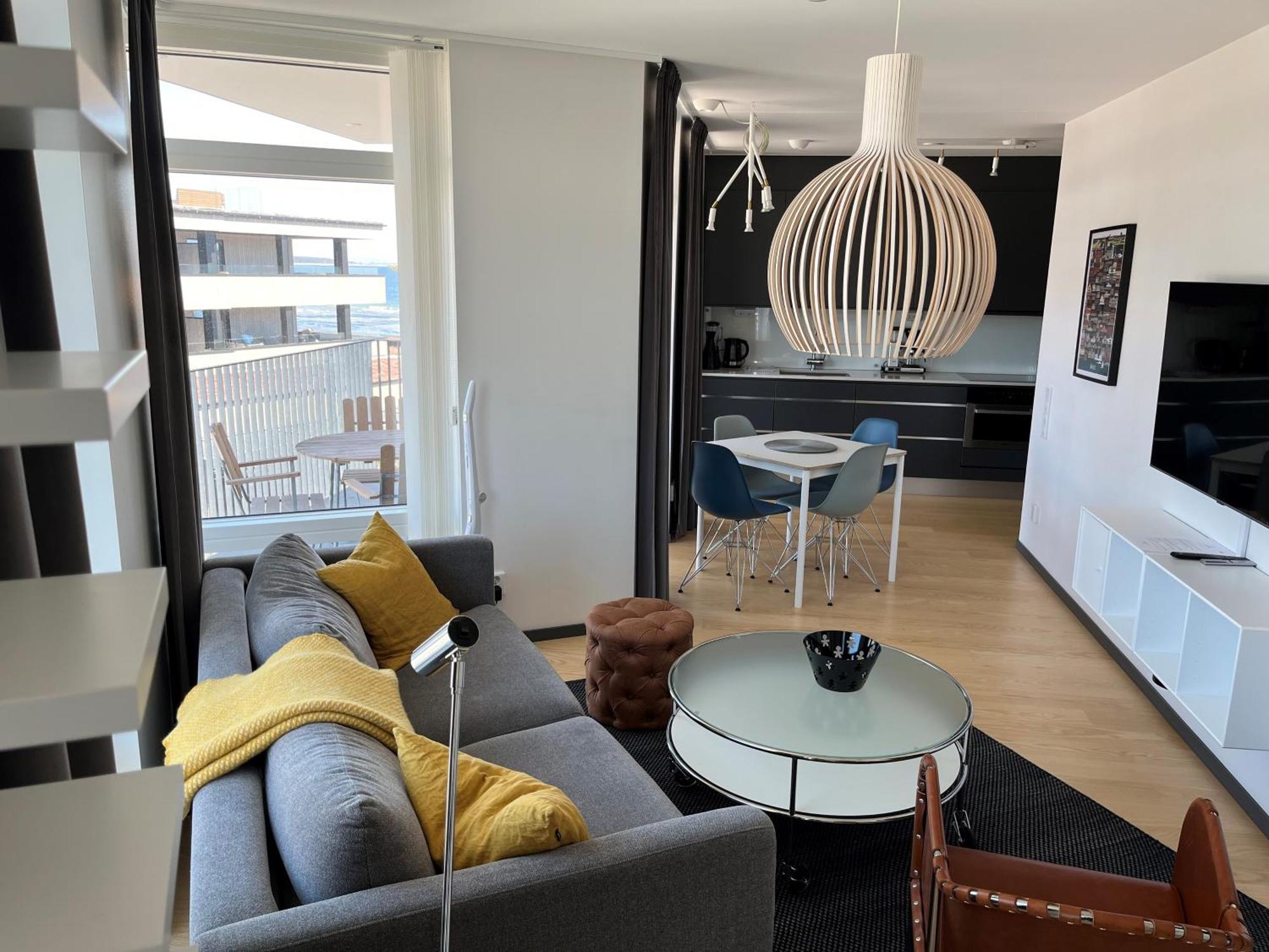 Ahusbrygga Apartment Hotel Ngoại thất bức ảnh
