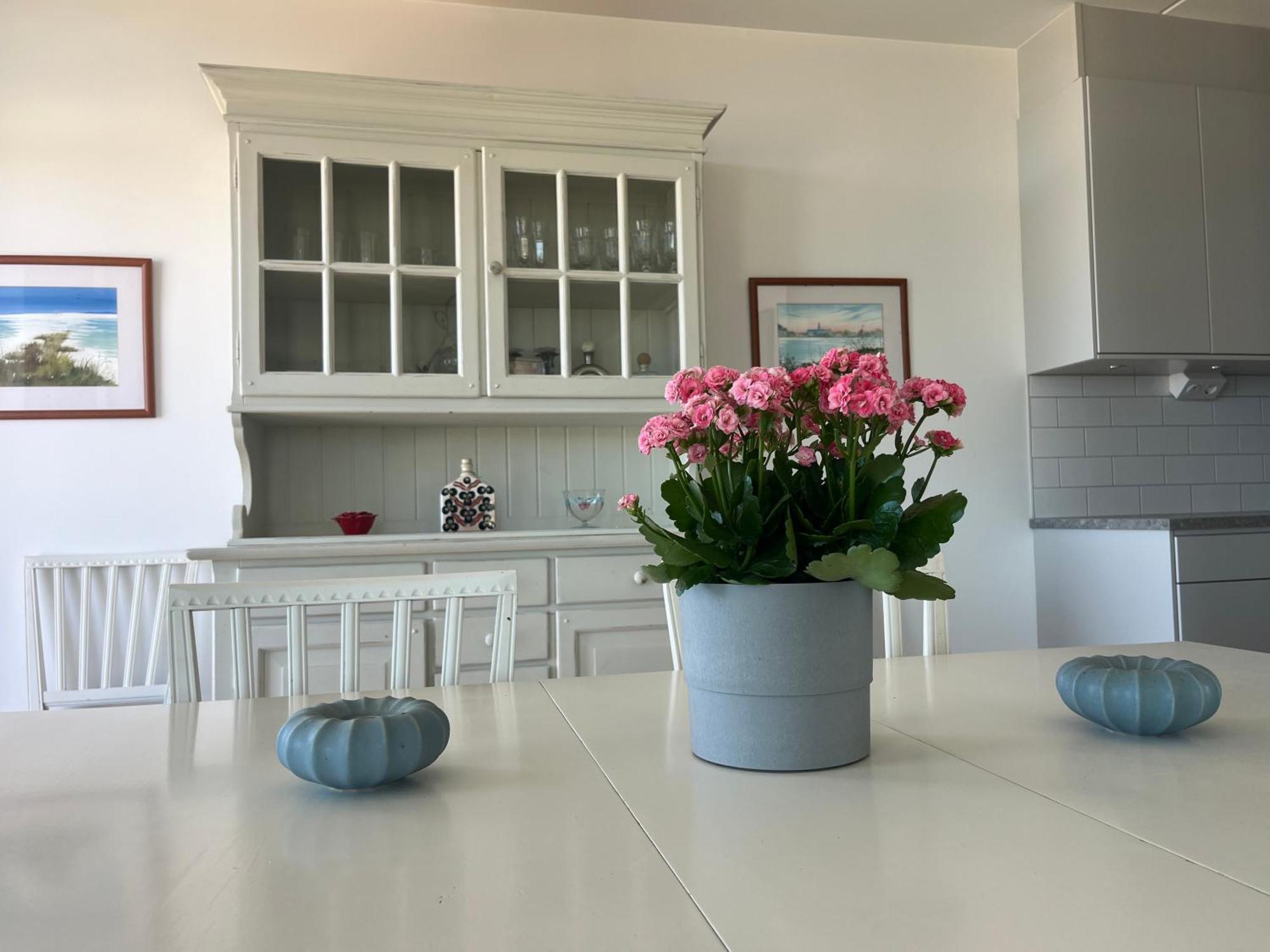 Ahusbrygga Apartment Hotel Ngoại thất bức ảnh